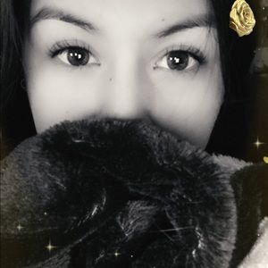 Meet your Posher, Noemi